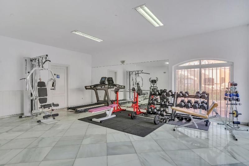 Casa El Palmeral by Finest Rentals - image 2