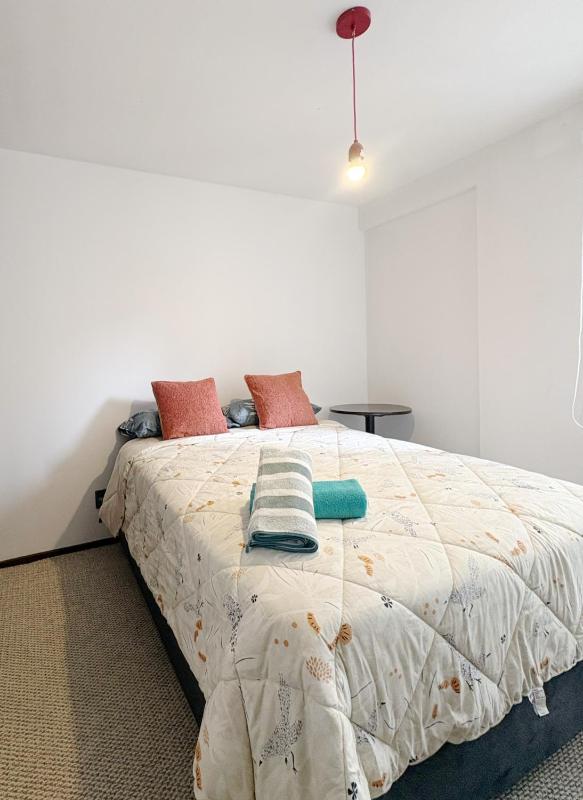 Apartamento hermoso y soleado en Sopocahi Av Arce - image 16