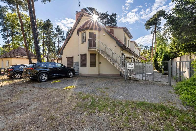Cozy Studio Toruńska with Parking in Pobierowo by Noclegi Renters - image 8
