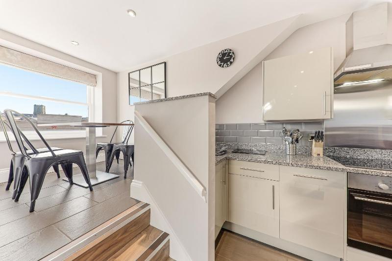 Harrogate Lifestyle Apartments Ltd - image 18