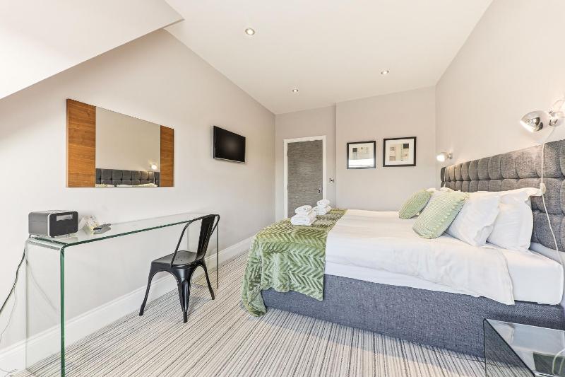 Harrogate Lifestyle Apartments Ltd - image 28