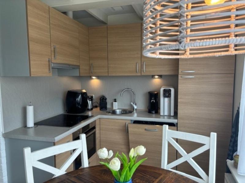 Strandnahes Nr 156 Ferienhaus mit traumhaften Wintergarten und uneinsehbaren grossen Garten Eckgrundstück - image 12