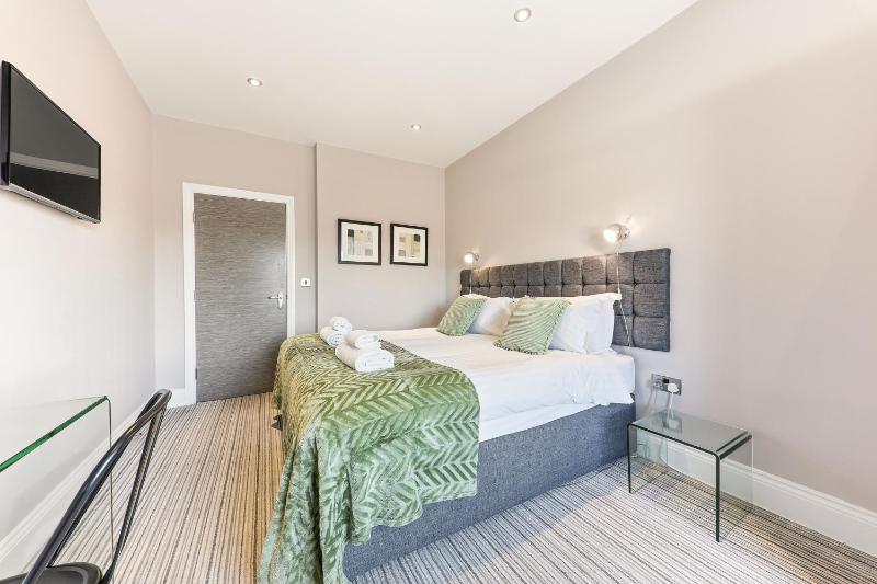 Harrogate Lifestyle Apartments Ltd - image 43