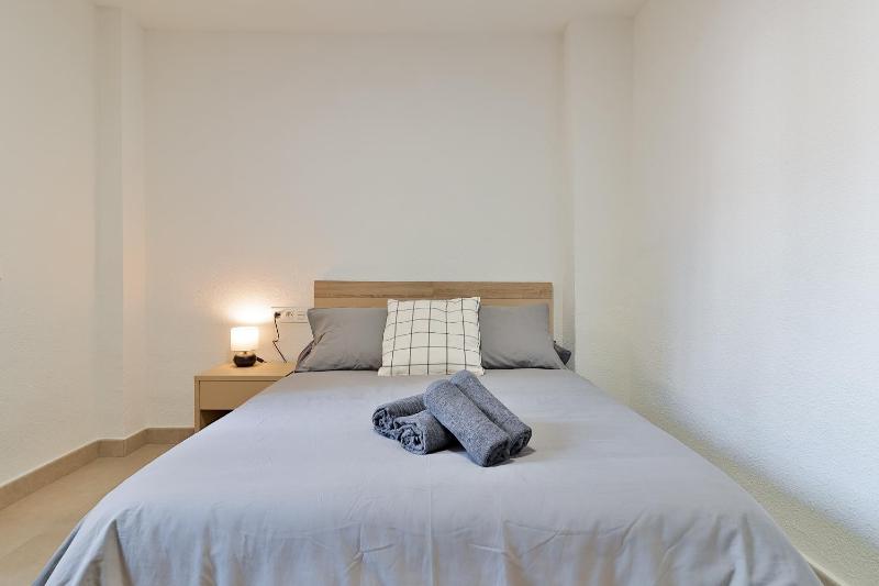 C23 Lovely 4 Bedroom close to Maria Zambrano - image 16
