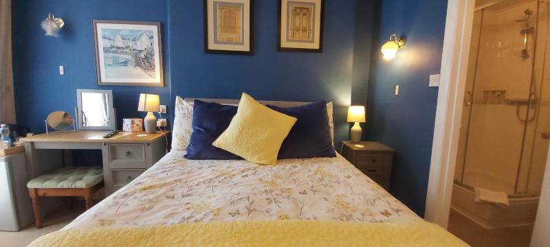 Cranborne Guest Accommodation Exclusively for Adults - image 43