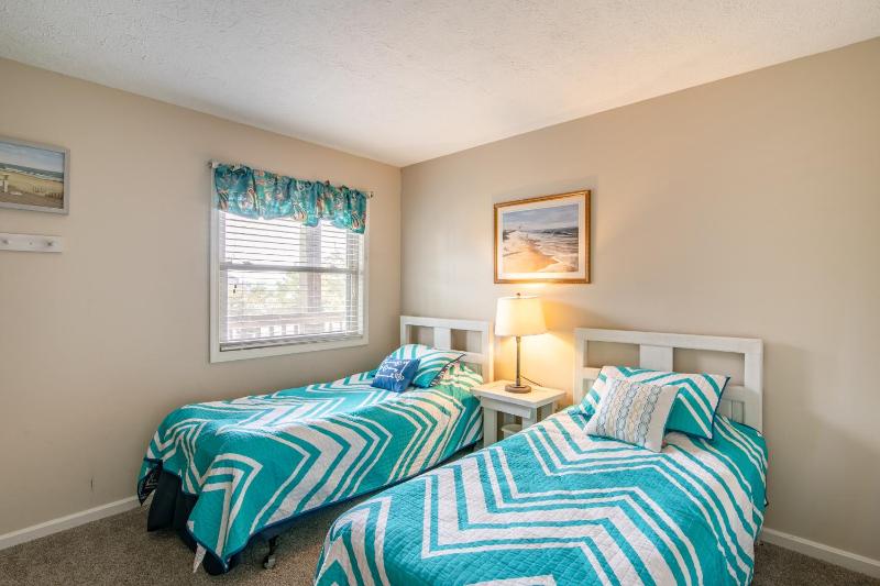 5215 - Dolphin Dreaming - image 15