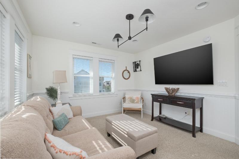 5435 - Carolina Gray - image 24