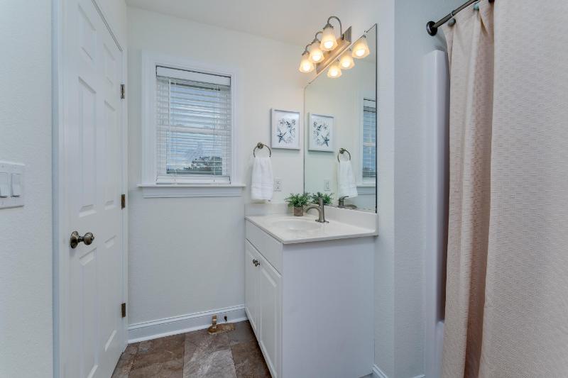 5435 - Carolina Gray - image 33