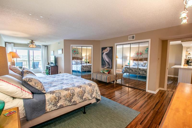 5606 - Heron Cove 102N - image 25