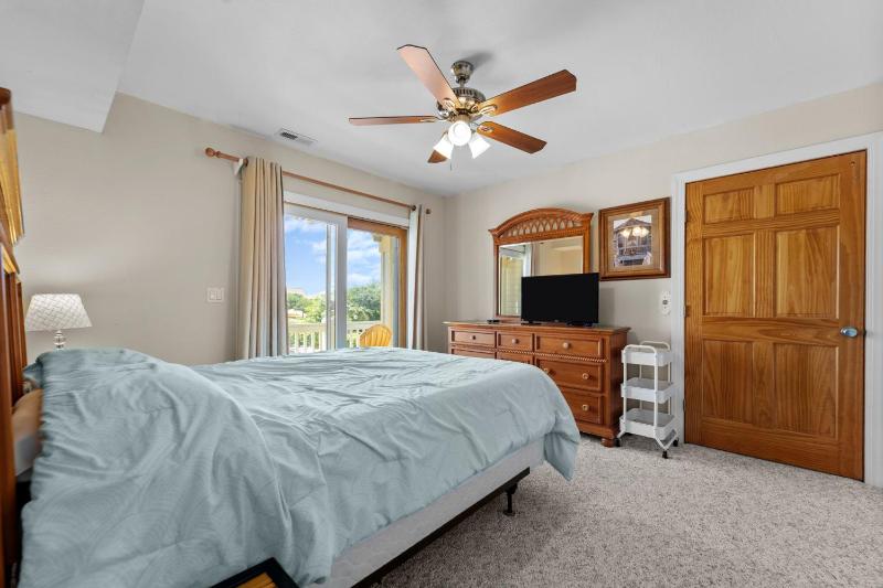 1398 - Decked Out - image 46