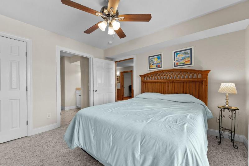 1398 - Decked Out - image 42