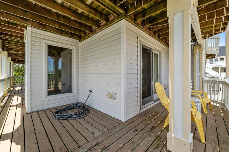1398 - Decked Out - image 41