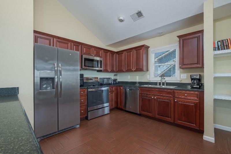 5458 - Pier 1 Retreat - image 37