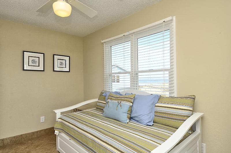 5818 - Spf 19 - image 18