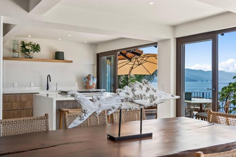 Ocean View Villa Private Pool by Zona Romantica - image 11