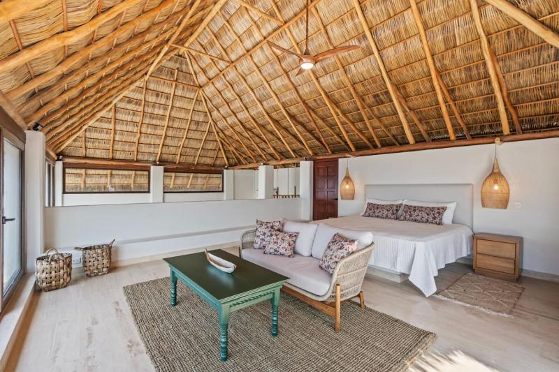 Ocean View Villa Private Pool by Zona Romantica - image 3