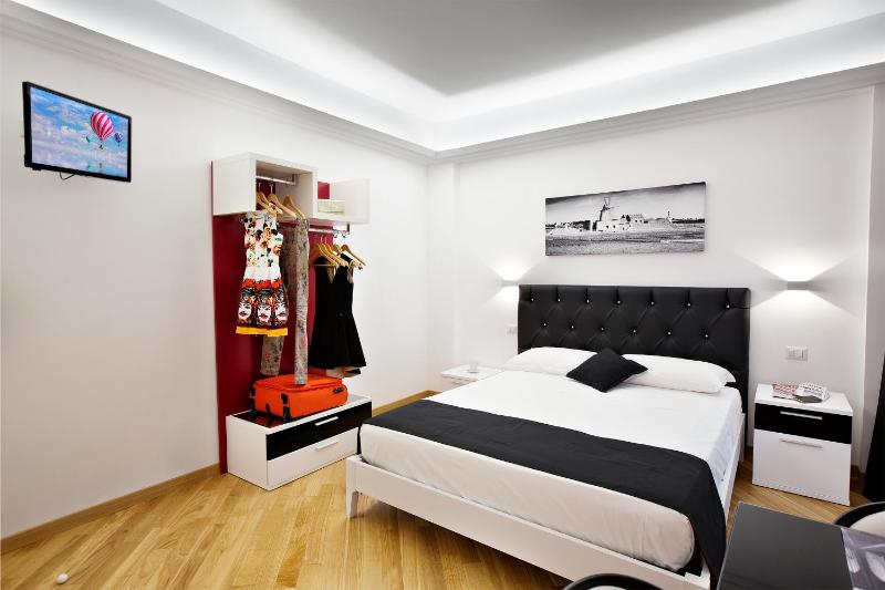 Studio Apartment image 4