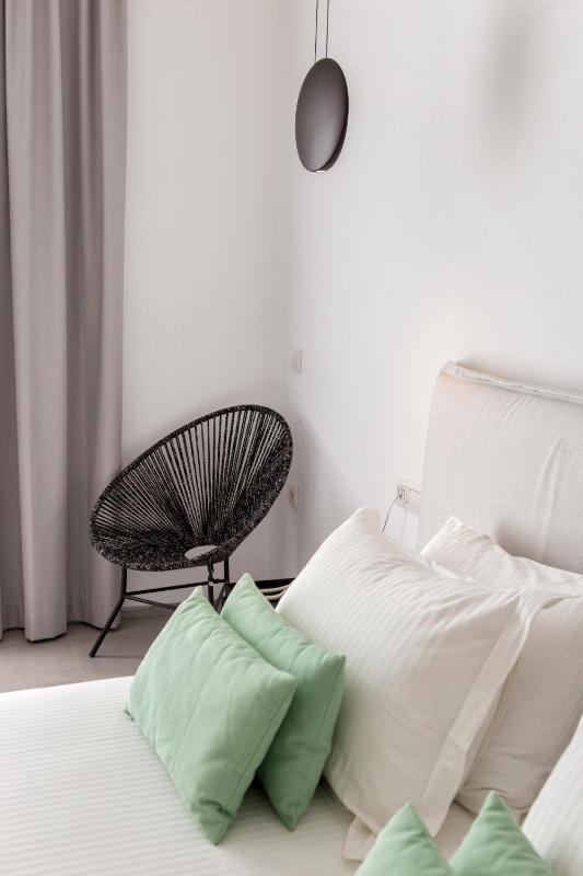 Superior Suite with Private Pool  Side Sea View image 2