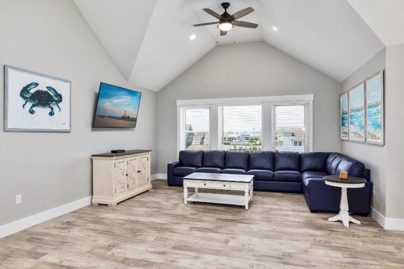 5546 - Coral Quarters - image 20