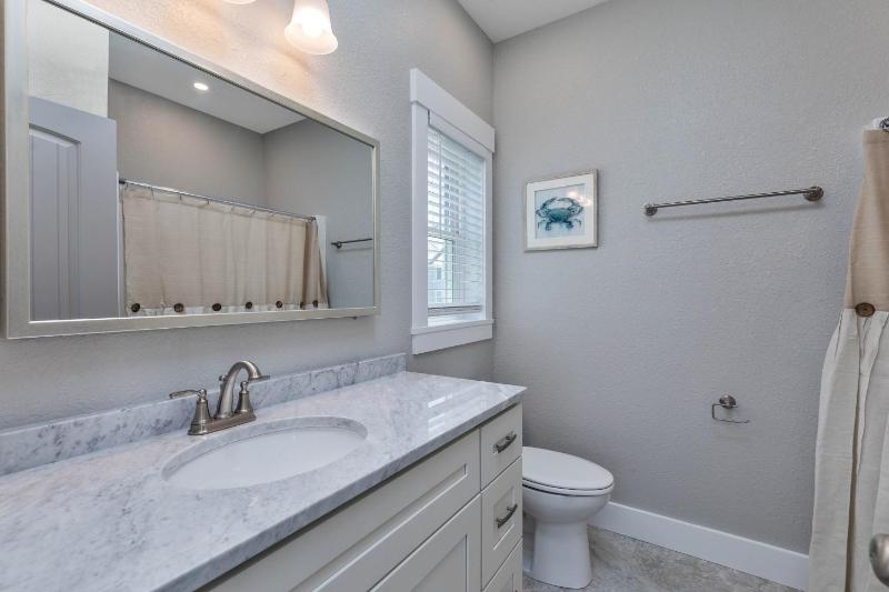 5546 - Coral Quarters - image 30