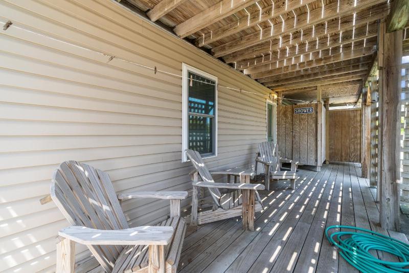 5212B - John and June's Place - image 36