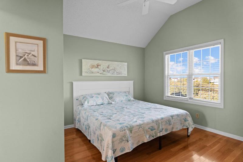 5591 - Beach Please - image 36