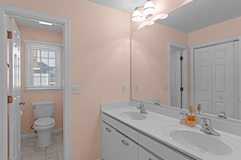 5591 - Beach Please - image 22