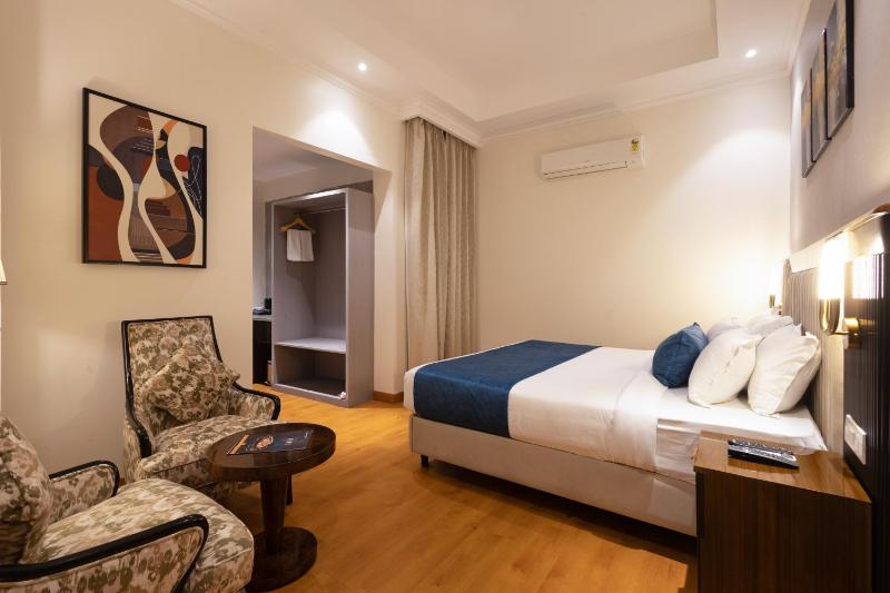 IVA Premium Delhi Airport - FREE Airport Drop - image 27