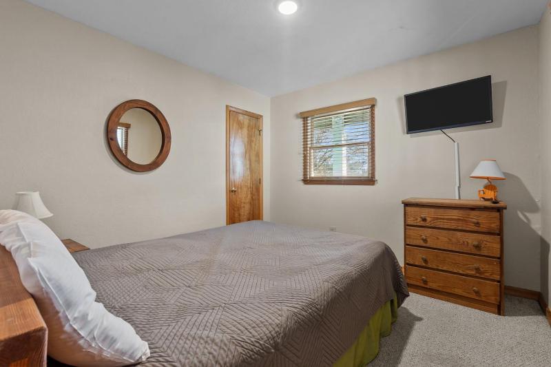 1435 - The Whalecome Inn - image 31