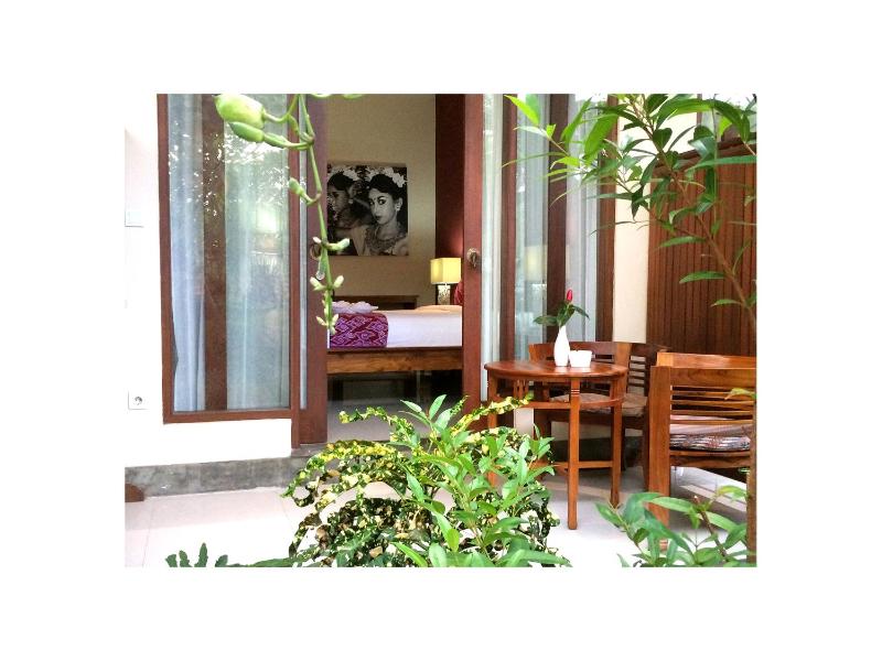 Narendra Guest House - image 16