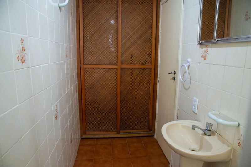 Cobertura com Churrasqueira para 6 no Centro Caraguá - image 20