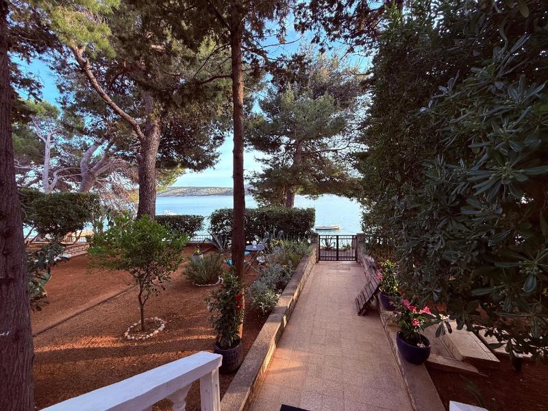 Apartments by the sea Stara Novalja Pag - 4143 - image 33