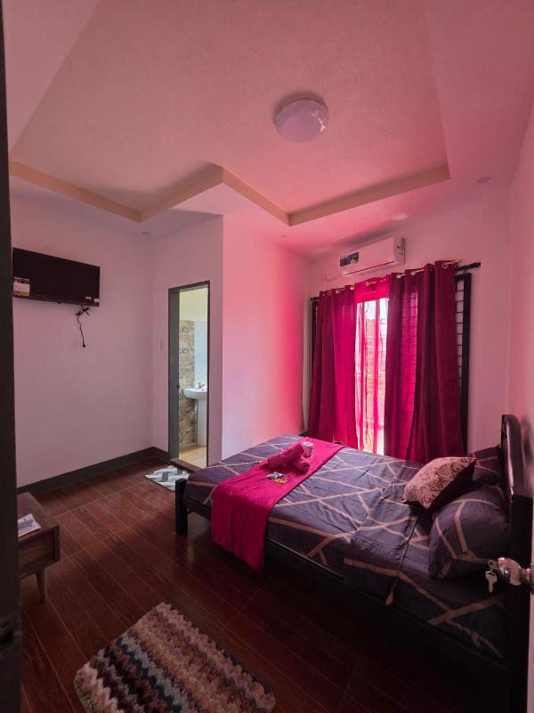 Rweydz Guest Inn - image 11