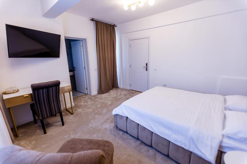 Jolie Boutique Hotel - image 45