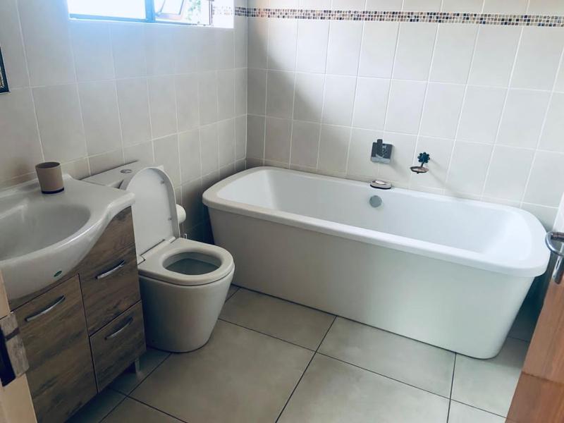 Ballito Guest House Eswatini - image 16