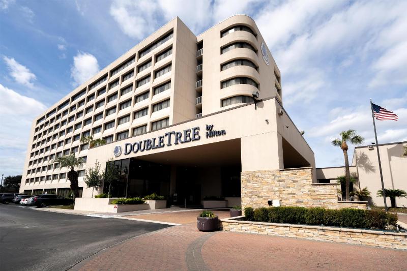 DoubleTree By Hilton Houston Hobby Airport - image 1