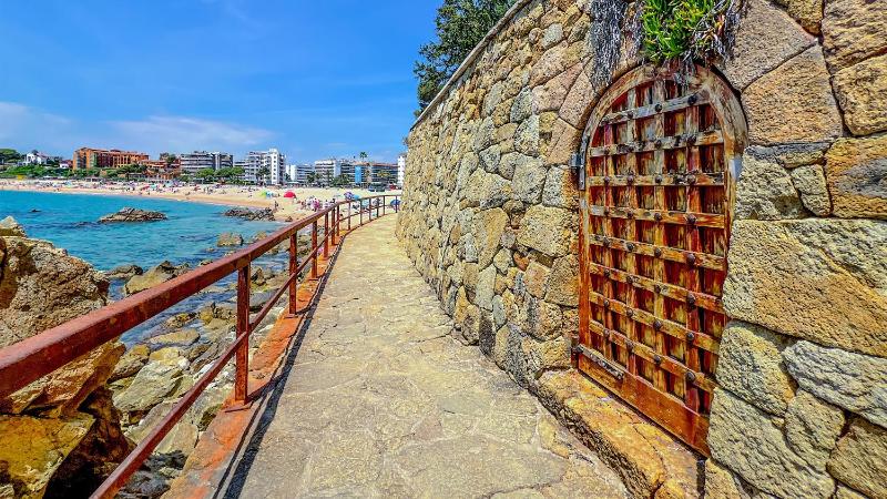 Vivalidays Carmen - Fenals - LLoret de Mar - image 13