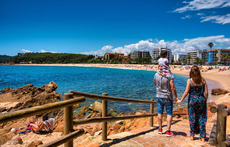 Vivalidays Carmen - Fenals - LLoret de Mar - image 3