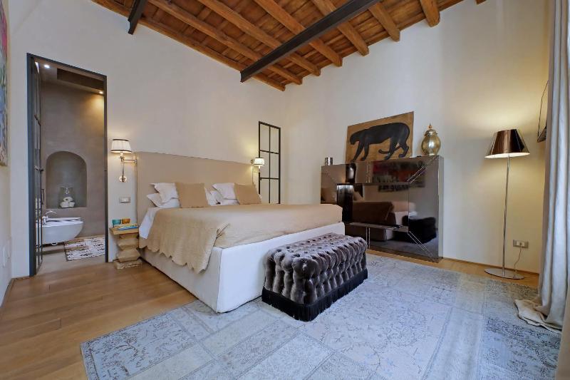 Campo Marzio Stylish apartment by RomeLoft - image 9