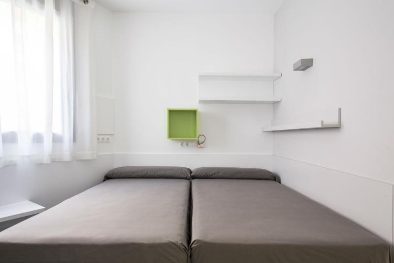 Residencia Universitaria Resa Barcelona Diagonal - image 2