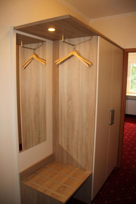 Classic Triple Room image 4