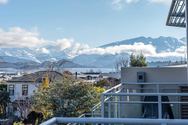 Central Luxury Apartment 205 - image 34