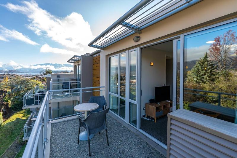 Central Luxury Apartment 205 - image 14