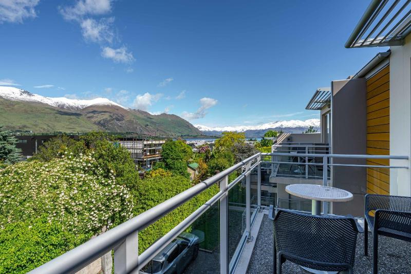 Central Luxury Apartment 205 - image 18