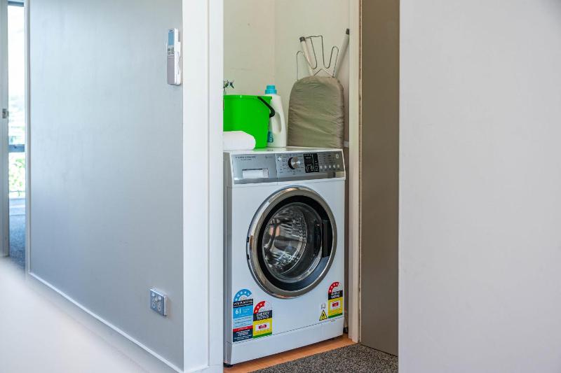 Central Luxury Apartment 205 - image 30