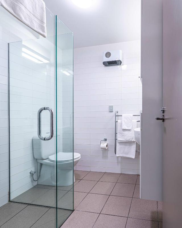 Central Luxury Apartment 108 - image 20