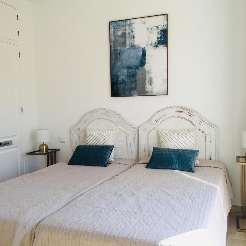 Beachfront PENTHOUSE - El MIRADOR DE BERMUDA BEACH - image 17