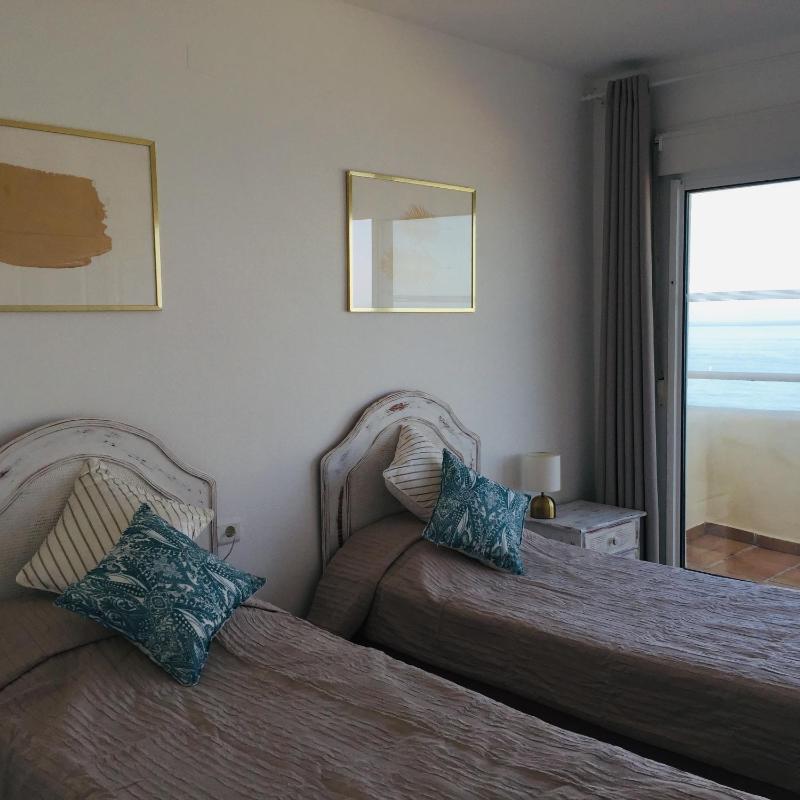 Beachfront PENTHOUSE - El MIRADOR DE BERMUDA BEACH - image 12