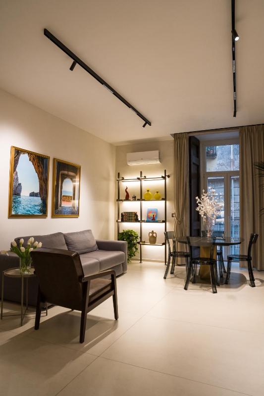 Aledo Boutique Apartments - image 9