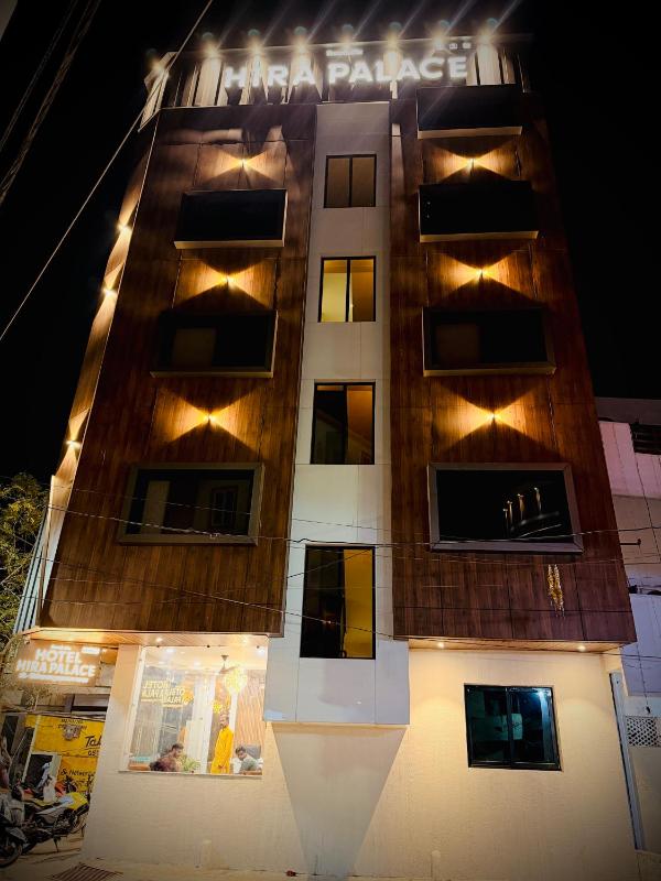 Hotel Hira Palace - image 24
